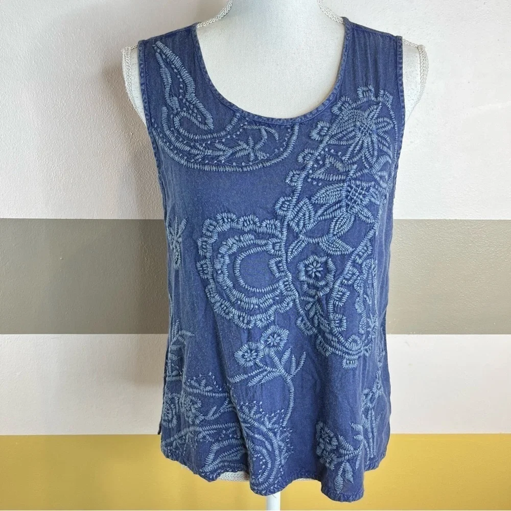 2/$25 Luna Moon Buckle Blue Chambray Denim Floral Boho Bohemian Western Tank Top - Picture 3 of 14